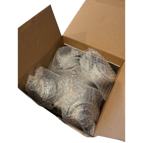 TMKEFFC Portable Smoker Infuser with Glass Dome & Wood Chips – Kitchen Gadget - Picture 8 of 9